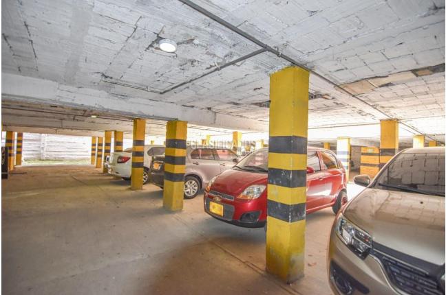 Edificios, Venta, Primero de Mayo - $3.900.000.000