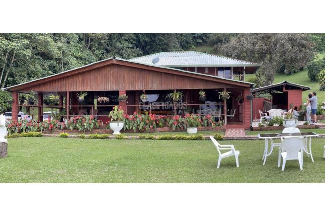 Casas, Venta, Yumbo - $1.600.000.000