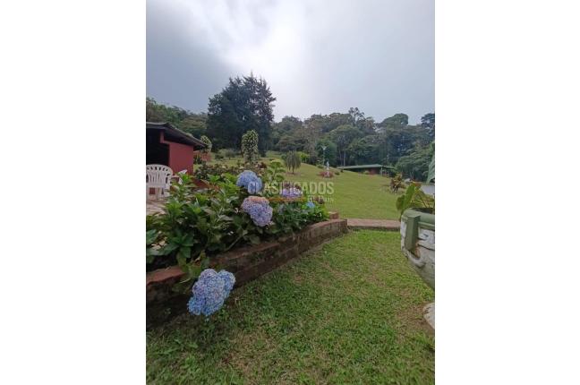 Casas, Venta, Yumbo - $1.600.000.000