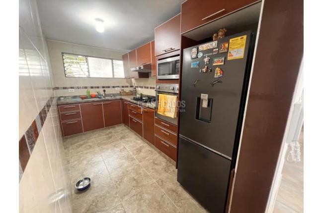 Apartamentos, Venta, El Refugio - $450.000.000