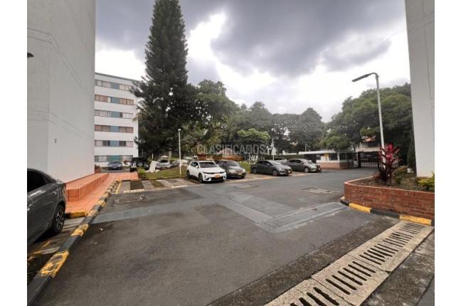 Apartamentos, Venta, El Refugio - $450.000.000