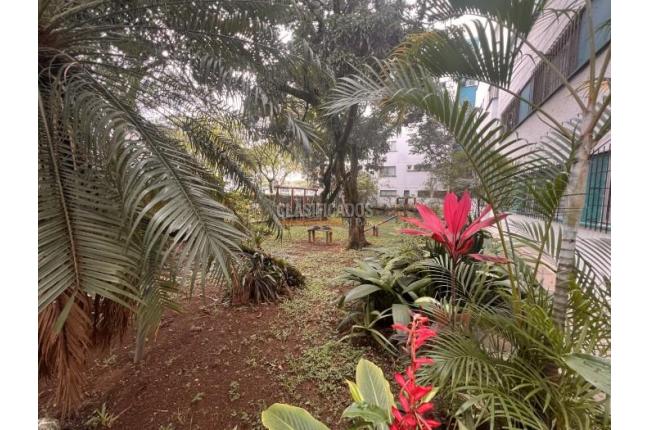 Apartamentos, Venta, El Refugio - $450.000.000