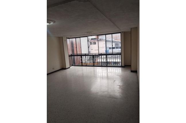 Apartamentos, Alquiler, Versalles - $2.400.000