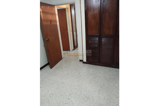 Apartamentos, Alquiler, Versalles - $2.400.000