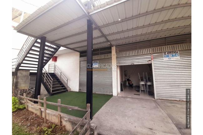 Locales y Bodegas, Alquiler en Brisas de los Álamos