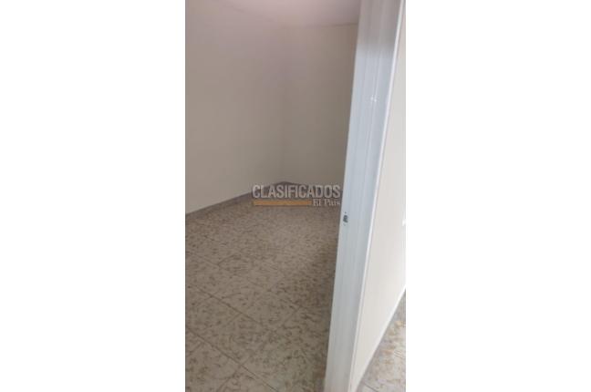 Casas, Alquiler, La Independencia - $1.000.000