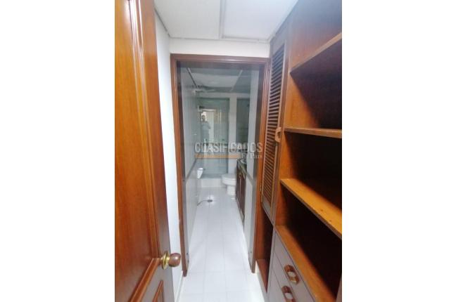 Oficinas y Consultorios, Alquiler, Centenario - $2.500.000