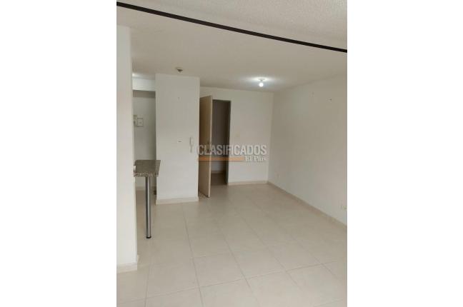 Apartaestudios, Alquiler, Dos Quebradas - $950.000