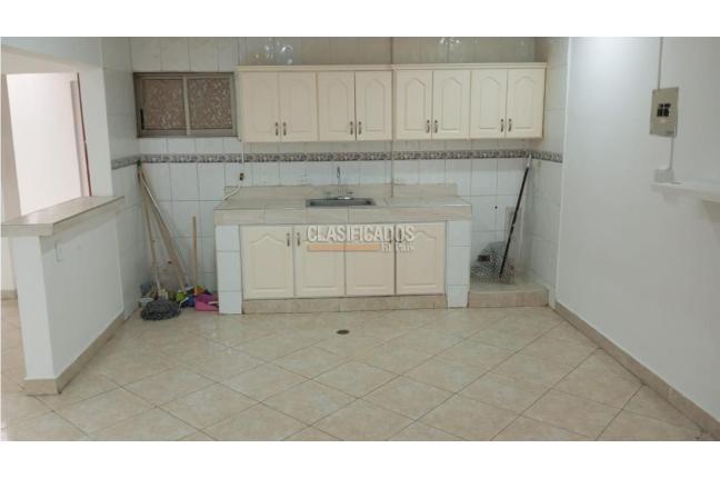 Apartamentos, Alquiler, San Vicente - $1.800.000