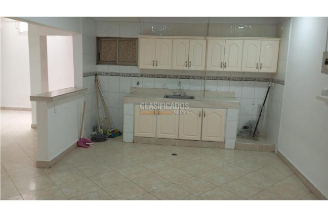 Apartamentos, Alquiler, San Vicente - $1.800.000