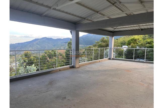 Casas, Venta, Yumbo - $2.200.000.000