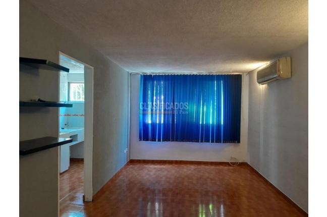 Apartamentos, Venta en Prados de Oriente