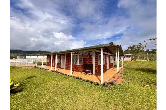 Fincas y Casas Campestres, Venta en Dagua