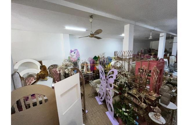 Edificios, Venta, Ulpiano Lloreda - $1.250.000.000