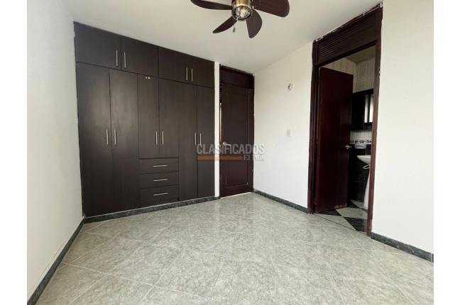 Apartamentos, Venta en Primero de Mayo