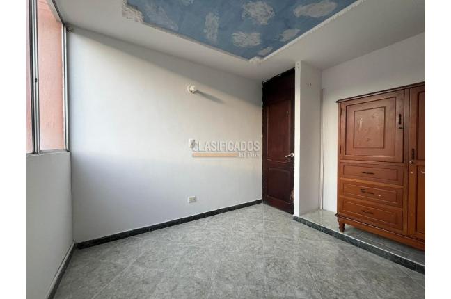 Apartamentos, Venta, Primero de Mayo - $180.000.000