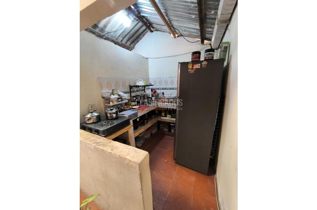 Casas, Venta, Comuneros - $170.000.000