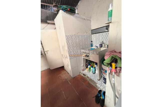 Casas, Venta, Comuneros - $170.000.000