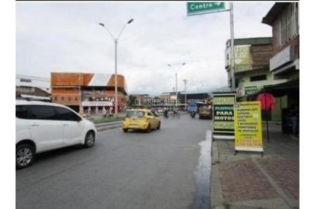 Locales y Bodegas, Venta en Centro Ccial Ciudad de Cali