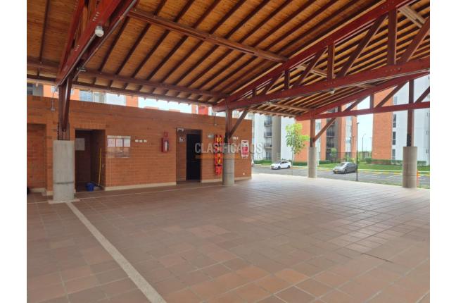 Apartamentos, Venta, Tierralinda del Lago - $260.000.000