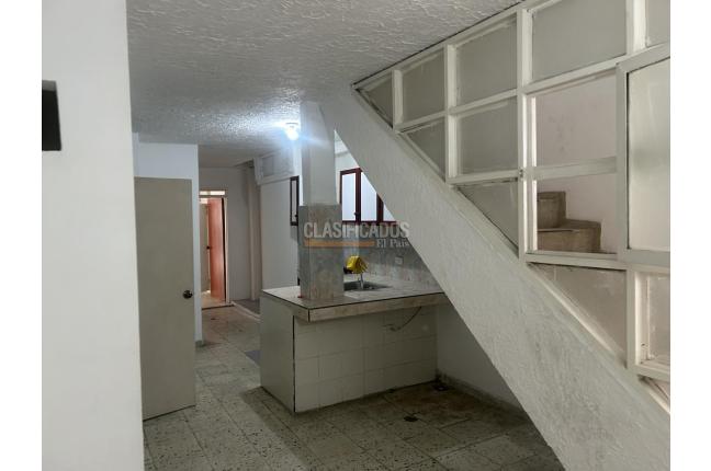 Apartaestudios, Alquiler en Gran Limonar