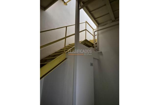 Locales y Bodegas, Venta, San Nicolás - $1.400.000.000