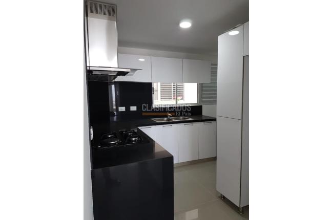 Apartamentos, Venta, Cristales - $695.000.000