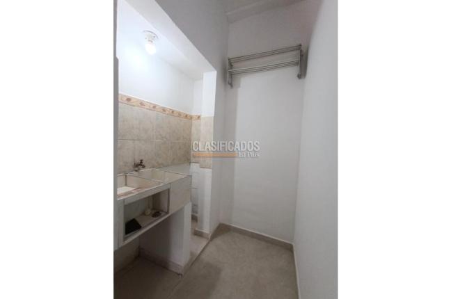 Apartaestudios, Alquiler, El Cedro - $1.000.000