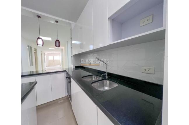 Casas, Venta, Bretaña - $450.000.000