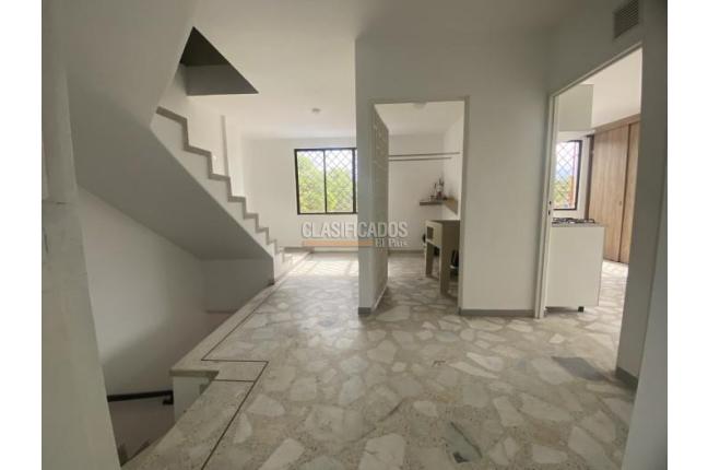 Apartaestudios, Alquiler, La Rivera - $680.000