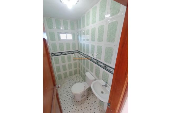 Apartaestudios, Alquiler, Soledad - $650.000