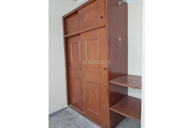 Apartamentos, Alquiler, La Esmeralda - $850.000