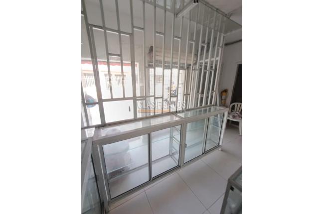 Locales y Bodegas, Alquiler, Soledad - $1.650.000