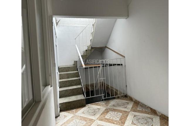 Casas, Venta, La Rivera - $245.000.000