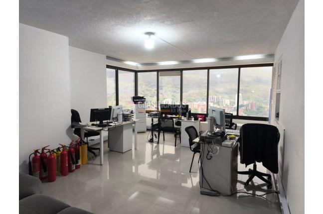 Oficinas y Consultorios, Alquiler, Versalles - $16.000.000