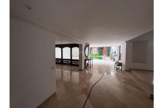 Casas, Alquiler en Santa Rita