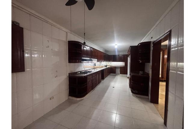 Casas, Alquiler, Santa Rita - $8.800.000