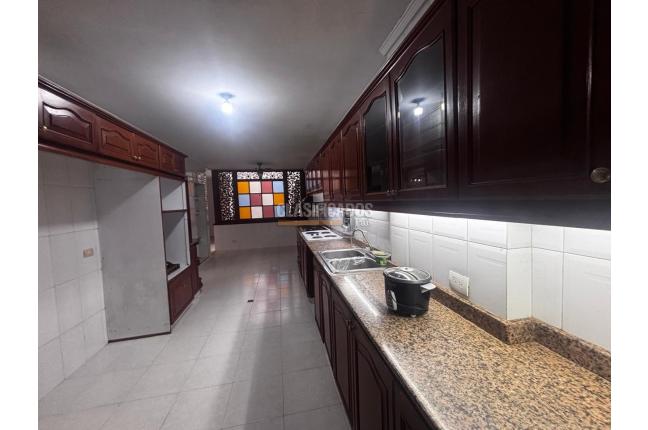 Casas, Alquiler, Santa Rita - $8.800.000