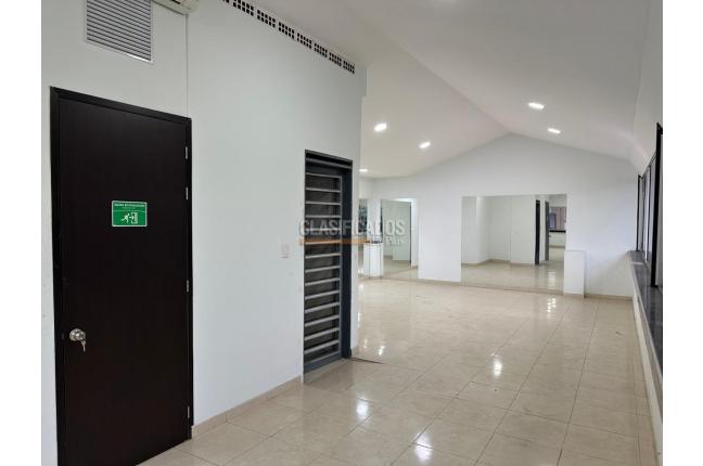 Locales y Bodegas, Alquiler, Valle del Lili - $3.000.000