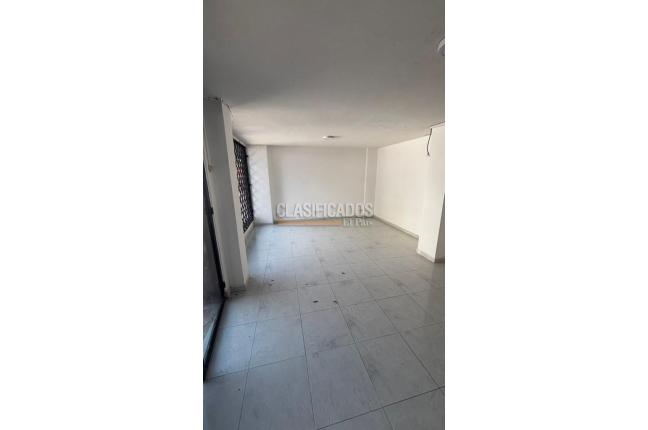 Locales y Bodegas, Alquiler, Barranquilla - $2.500.000