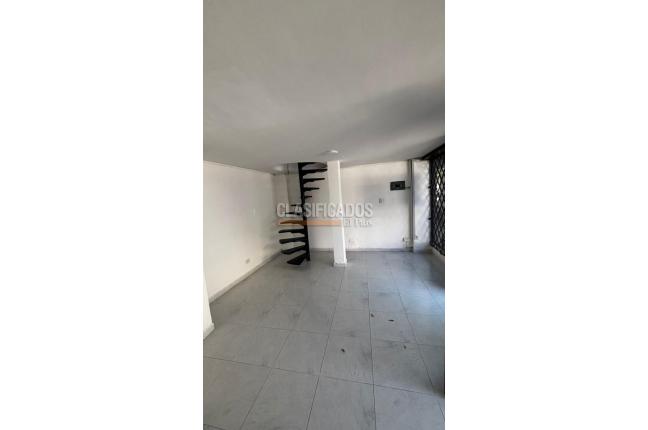 Locales y Bodegas, Alquiler, Barranquilla - $2.500.000