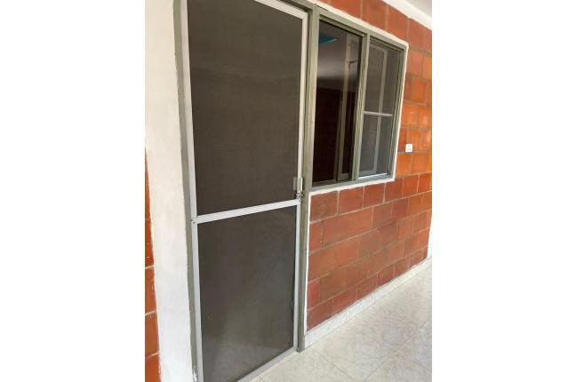 Apartamentos, Alquiler, Nueva Floresta - $800.000