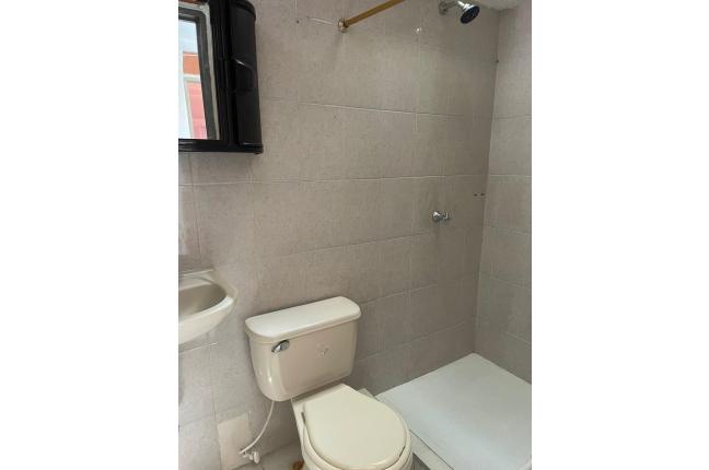 Apartamentos, Alquiler, Nueva Floresta - $800.000