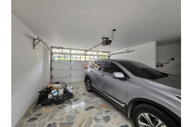 Casas, Venta, Ciudad Jardín - $980.000.000