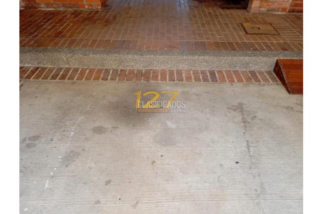 Apartamentos, Alquiler, El Ingenio - $2.700.000