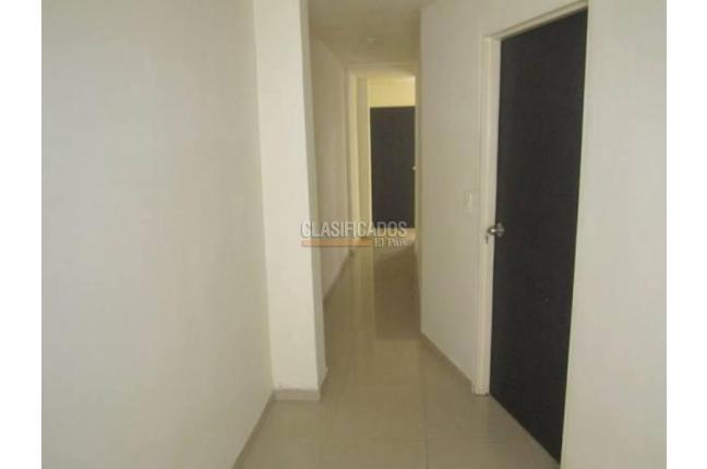 Apartamentos, Alquiler, Calicanto - $900.000