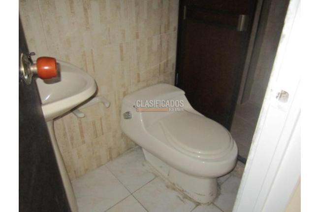 Apartamentos, Alquiler, Calicanto - $900.000