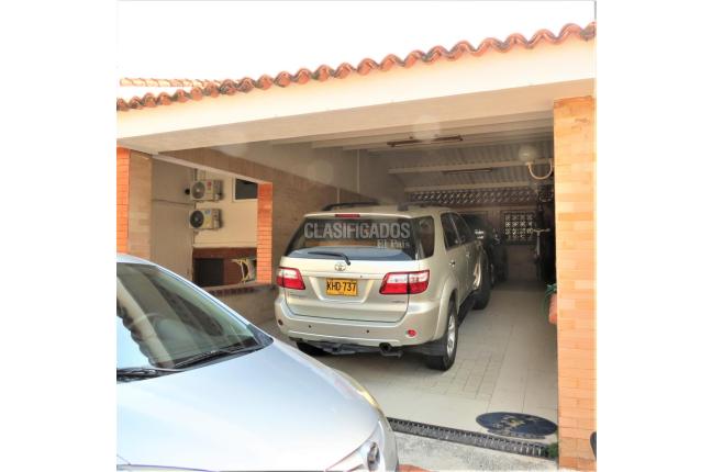 Casas, Venta, Ciudad Jardín - $2.300.000.000