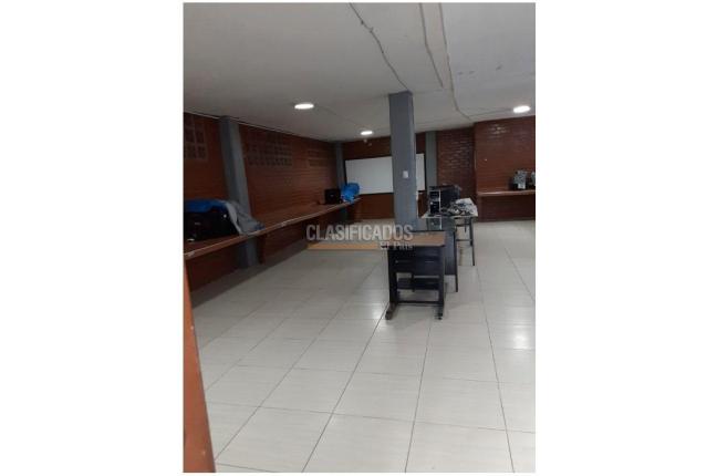 Edificios, Alquiler en Las Delicias