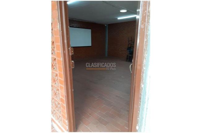 Edificios, Venta, Las Delicias - $560.000.000